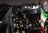 از غیرت فاطمی تا صبر زینبی؛ حضور حماسه ساز زنان در تجمعات شبانه
