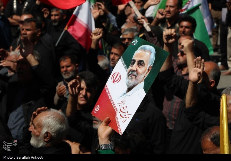 تا پیروزی کامل ایران گوش به فرمان رهبری در میدانیم