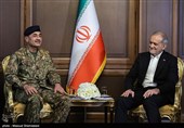 دیدار فرمانده ارتش پاکستان با رئیس جمهور