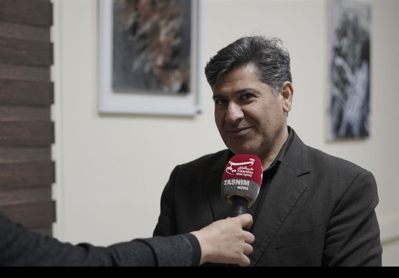 هلشی: با تکیه بر مکتب حسینی در برابر کفر می‌ایستیم