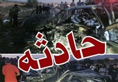 4 مصدوم در برخورد پژو 206 با تیر برق در تفت