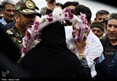 ‌بازگشت فاتح اقیانوس‌ها به زادگاه؛ استقبال حماسی عجب‌شیری‌ها از استوار علی فخری جانباز ناوشکن دنا
