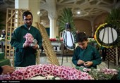 گل‌آرایی ضریح مطهر حرم حضرت معصومه(س)