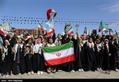 گلباران حرم مطهر رضوی در سالروز ولادت حضرت معصومه (س)