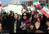 گلباران حرم مطهر رضوی در سالروز ولادت حضرت معصومه (س)