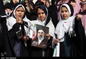 گلباران حرم مطهر رضوی در سالروز ولادت حضرت معصومه (س)