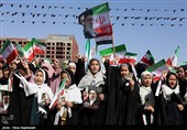 گلباران حرم مطهر رضوی در سالروز ولادت حضرت معصومه (س)