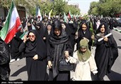 گلباران حرم مطهر رضوی در سالروز ولادت حضرت معصومه (س)