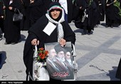 گلباران حرم مطهر رضوی در سالروز ولادت حضرت معصومه (س)