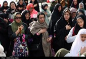 مراسم اهتزاز پرچم امام رضا (ع) بر فراز شهر همدان
