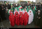 مراسم اهتزاز پرچم امام رضا (ع) بر فراز شهر همدان