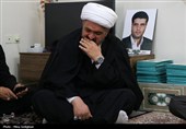 دیدار معاون فرهنگی بنیاد شهید کشور با خانواده‌های شهدای جنگ رمضان البرز
