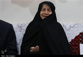 دیدار معاون فرهنگی بنیاد شهید کشور با خانواده‌های شهدای جنگ رمضان البرز