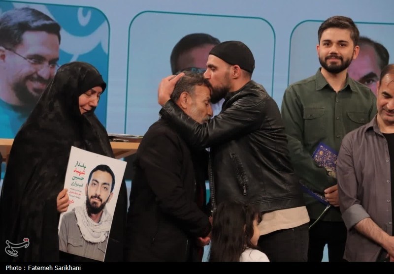 معرفی چهره شاخص هنر انقلاب اسلامی استان مرکزی