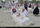 حضور 30 عالم اهل سنت و تشییع قشم در مزار گلزار شهدا و دبستان شجره طیبه میناب