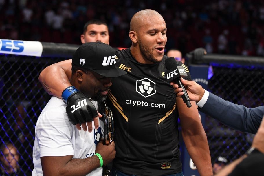 UFC , 