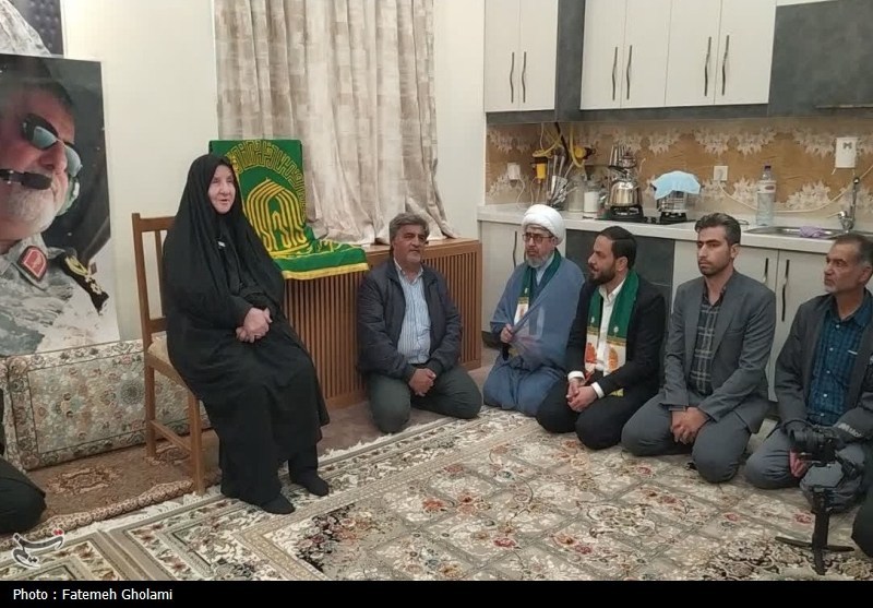 آستان قدس رضوی , خادمیاران رضوی ,