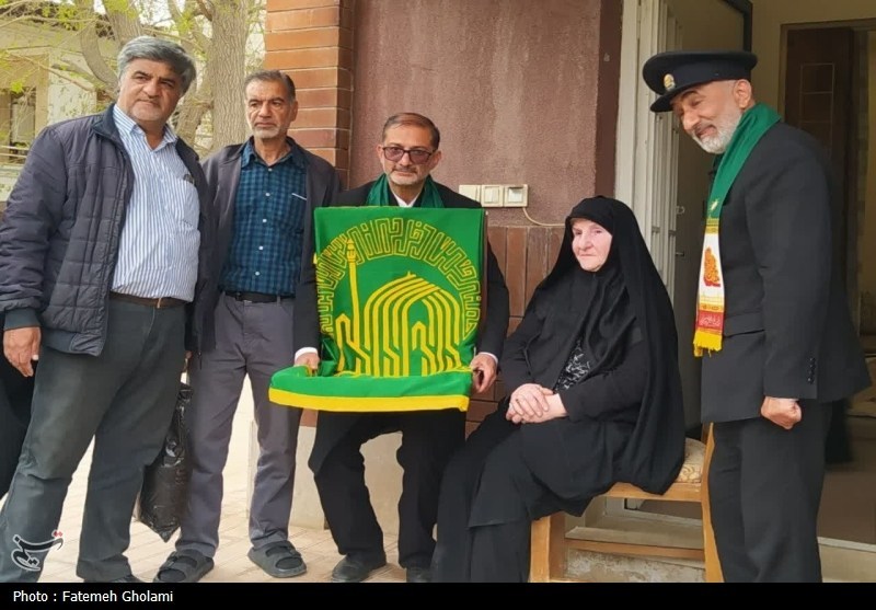 آستان قدس رضوی , خادمیاران رضوی ,