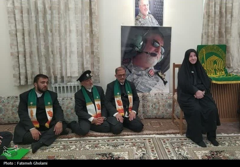 آستان قدس رضوی , خادمیاران رضوی ,