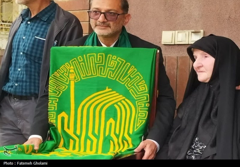آستان قدس رضوی , خادمیاران رضوی ,