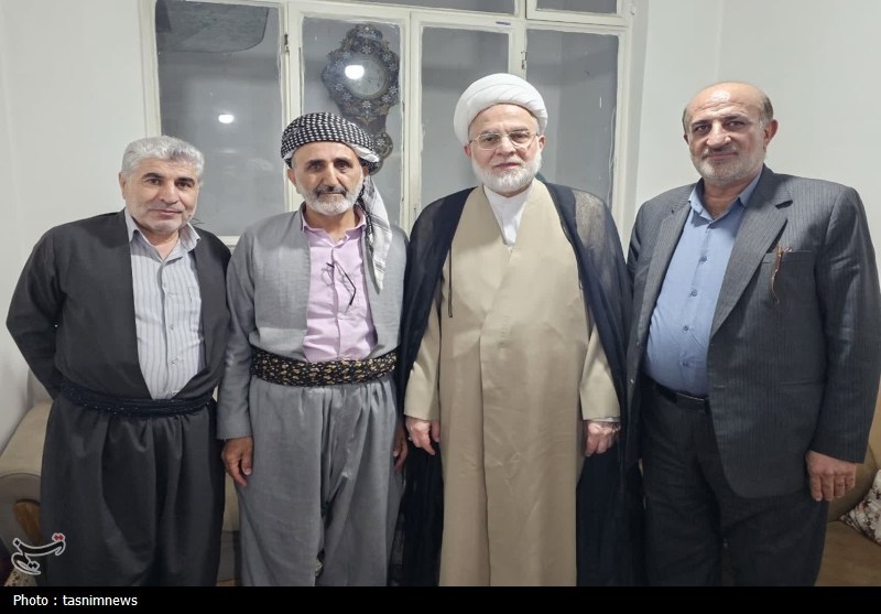 اخبار سنندج , اخبار استان کردستان , رئیس دفتر مقام معظم رهبری , پایگاه اطلاعرسانی دفتر مقام معظم رهبری , رهبر انقلاب ,