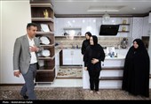 دیدار اعضای دفتر خبرگزاری تسنیم همدان با خانواده شهید وحید لطفی