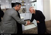 دیدار اعضای دفتر خبرگزاری تسنیم همدان با خانواده شهید وحید لطفی