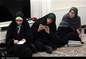دیدار اعضای دفتر خبرگزاری تسنیم همدان با خانواده شهید وحید لطفی