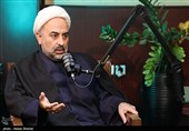 زائری: اگر سلبریتی‌ها اعتراض هم داشتند، جنگ جای سکوت نبود