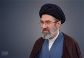 هدیه‌ای که رهبر معظم انقلاب برای خانواده شهدای لبنان فرستادند