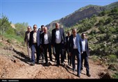 بازدید مسئولان از پروژه انتقال آب سد تنگ‌سرخ