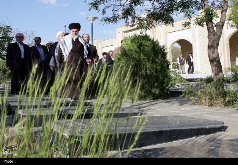اخبار سنندج , اخبار استان کردستان , رهبر انقلاب , رهبر کشوردوست , پایگاه اطلاعرسانی دفتر مقام معظم رهبری , رئیس دفتر مقام معظم رهبری , بعثه مقام معظم رهبری , انقلاب اسلامی ,