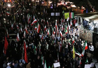 خیابان‌های کرج با حضور مردم معنا گرفتند
