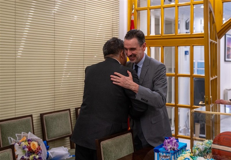 فوتبال , استقلال , 
