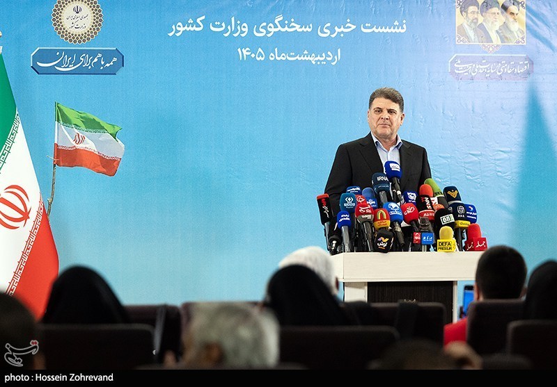نشست خبری علی زینی‌وند سخنگوی وزارت کشور