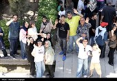 حضور پرشور گردشگران در باغ فین کاشان