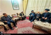 سفر آیت‌الله عاملی به زنجان؛ از نشست نخبگان تا دیدار با خانواده شهید