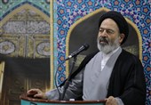 استقبال مسلمانان سایر کشورها از زائران ایرانی در حج امسال