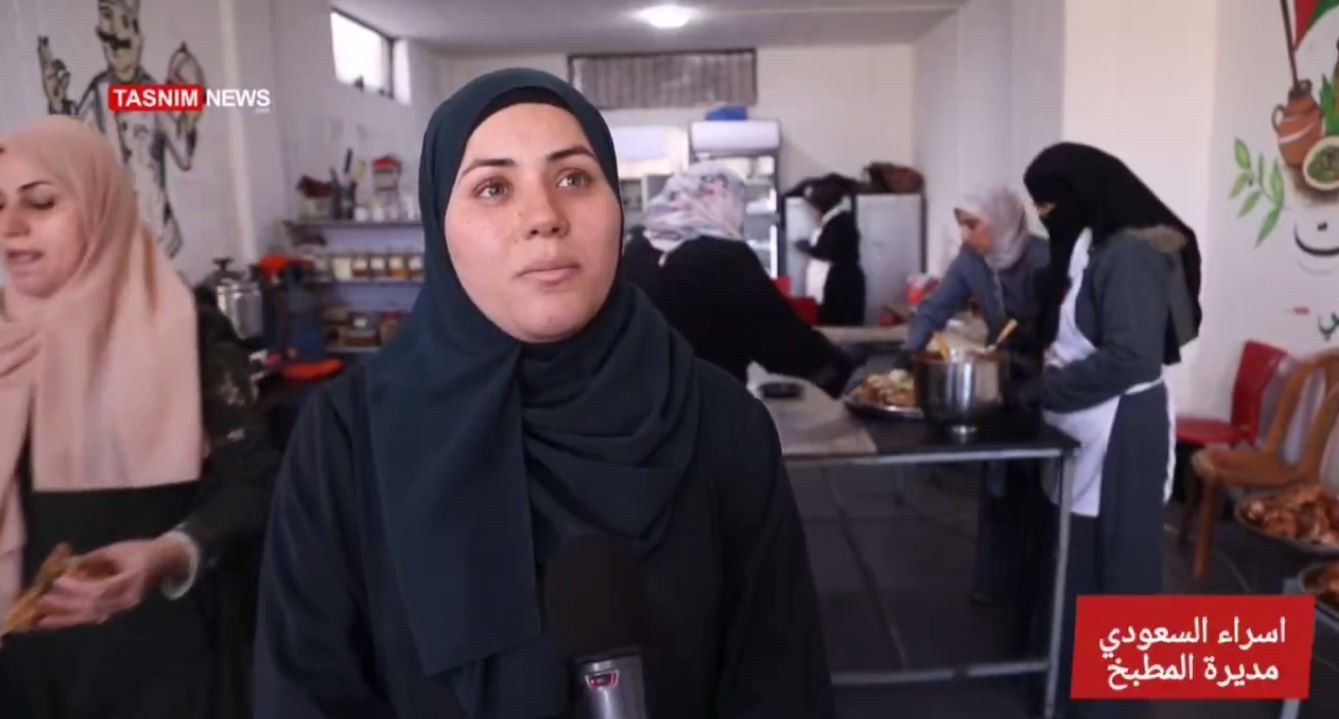 المرأة الفلسطينية , المخيمات الفلسطينية , غزة , فلسطين , 