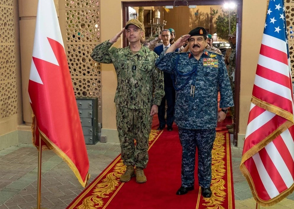 کشور عمان , خلیج فارس , کشور آمریکا , جنگ رمضان , جنگ آمریکا و رژیم صهیونیستی علیه ایران ,