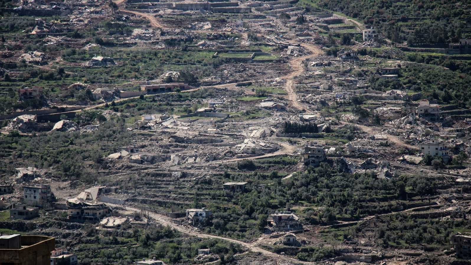 لبنان , جرائم الحرب الإسرائيلية , جنوب لبنان , بنت جبيل , الكيان الإسرائيلي , 