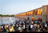 بازگشایی  آب زاینده رود