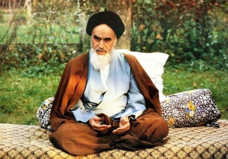 پنجمین رویداد شعر روح الله در سرزمین آفتاب