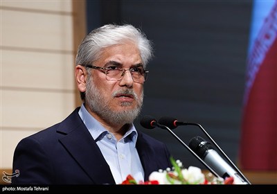 بعد حظر الحجاب في أذربيجان .. الجامعات الإيرانية مستعدة لقبول الطالبات المحجبات من جمهورية أذربيجان
