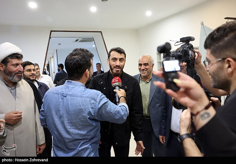 آیین گرامیداشت علیرضا بکایی و رونمایی