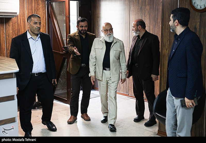 حضور مهدی چمران  در خبرگزاری تسنیم