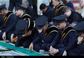 پرچم حرم بانوی کرامت به رنگ عزا درآمد