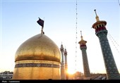 پرچم حرم بانوی کرامت به رنگ عزا درآمد
