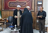 تجلیل از بانوان خادم افتخاری در ستاد بازسازی عتبات اسلامشهر