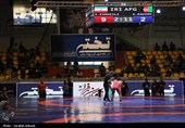 نخستین روز رقابت‌های بین‌المللی کشتی آزاد جام تختی در کرمان